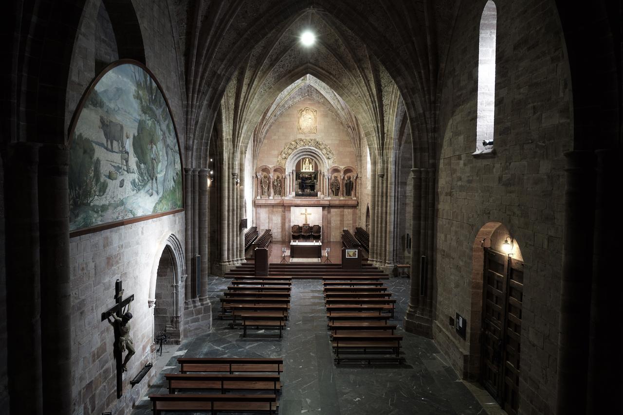Monasterio De Santa Maria De Valvanera Anguiano Exterior foto